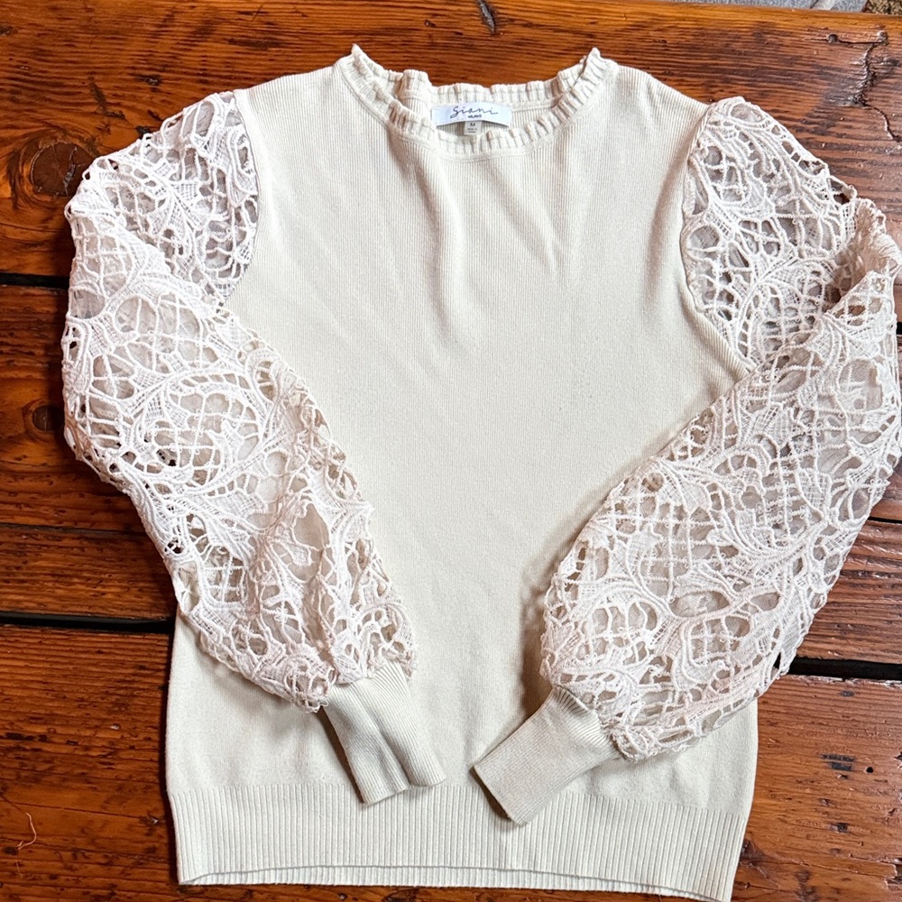 Sioni Sweater